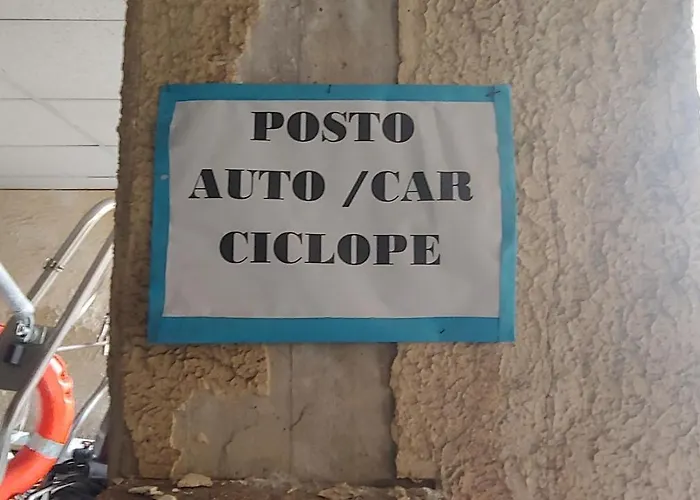 Casa Ciclopi Appartement *